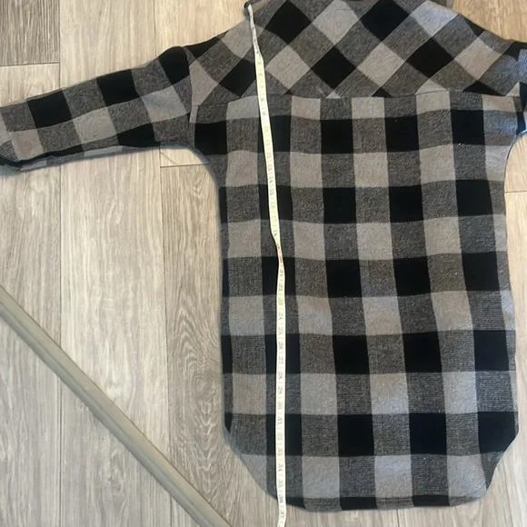 Long Shacket - Picture 9 of 12